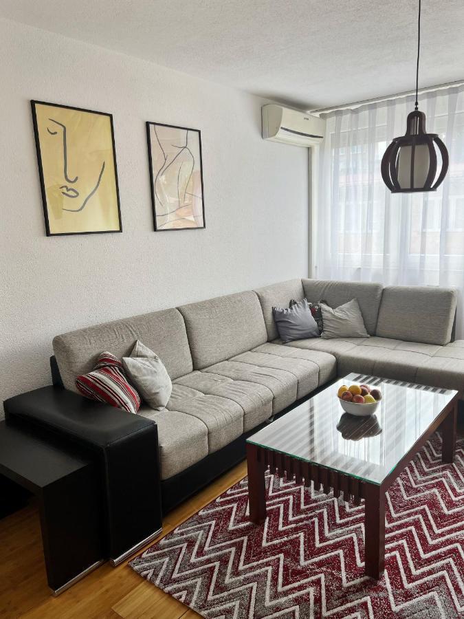 Hello Sa Apartment Sarajevo Exterior photo